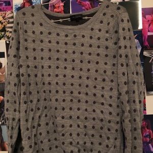 Grey sweater with black pokadots